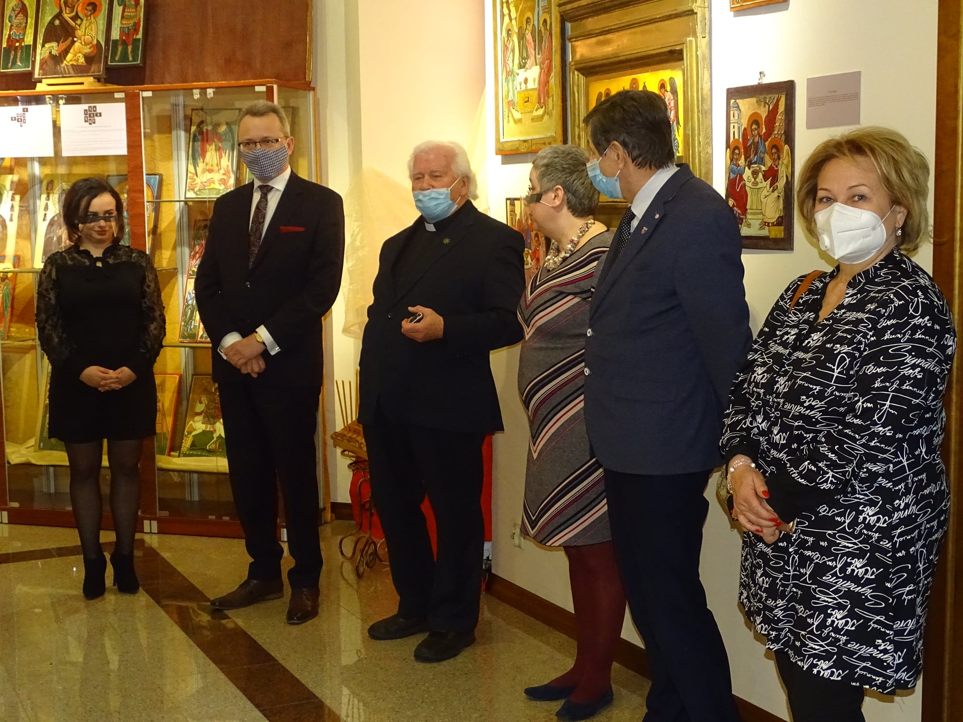 W ramach jubileuszu miasta odbył się także wernisaż wystawy księdza Stanisława Drąga pod tytułem „Oblicze Boga”.