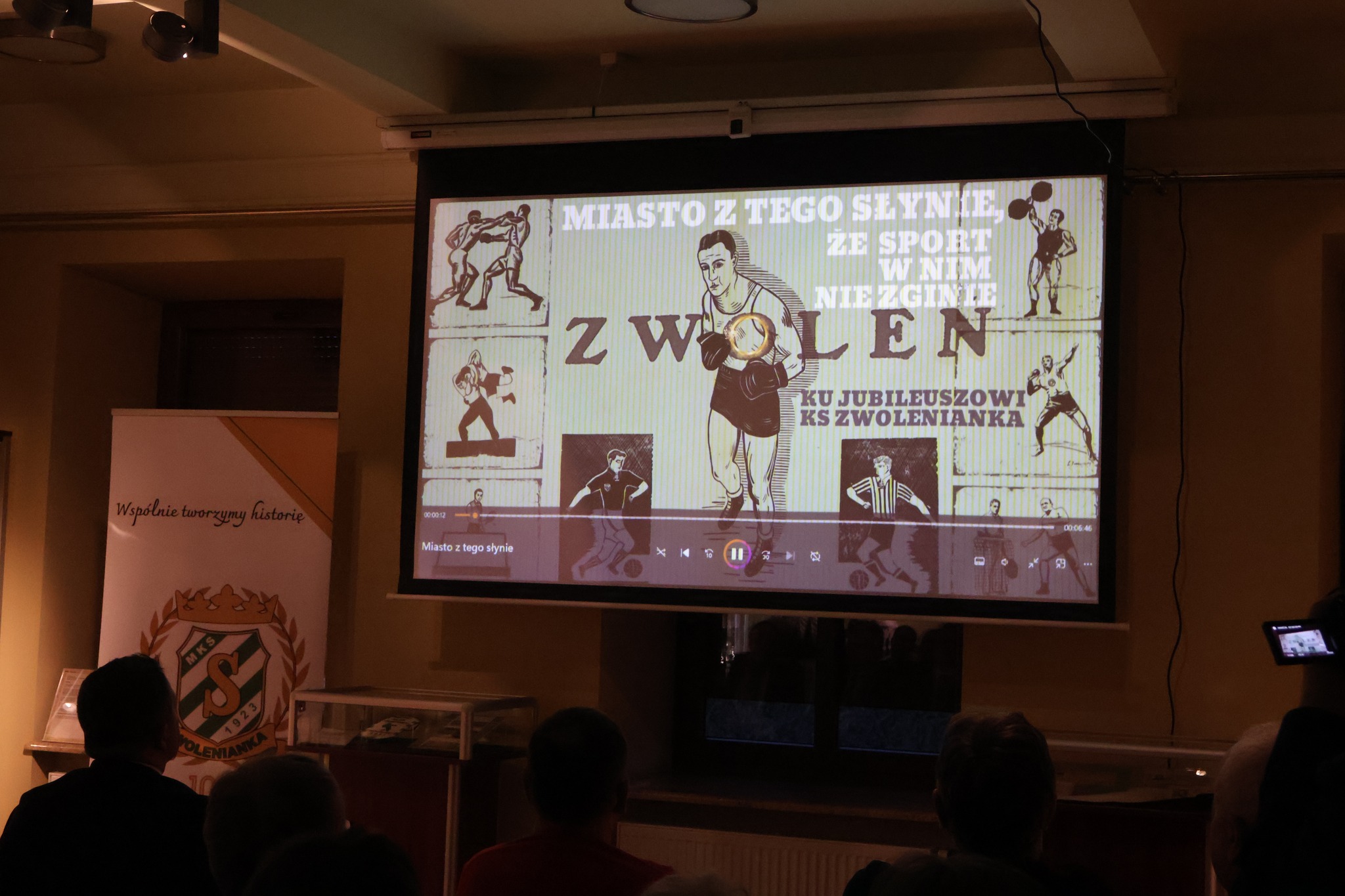 Zdjęcie slajdu z prezentacji o dziejach sportu w Zwoleniu 